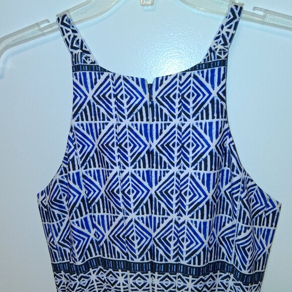 Vince Camuto Halter Fit & Flare Geometric Patterned Navy & White Dress sz 10/B19 - Picture 4 of 10